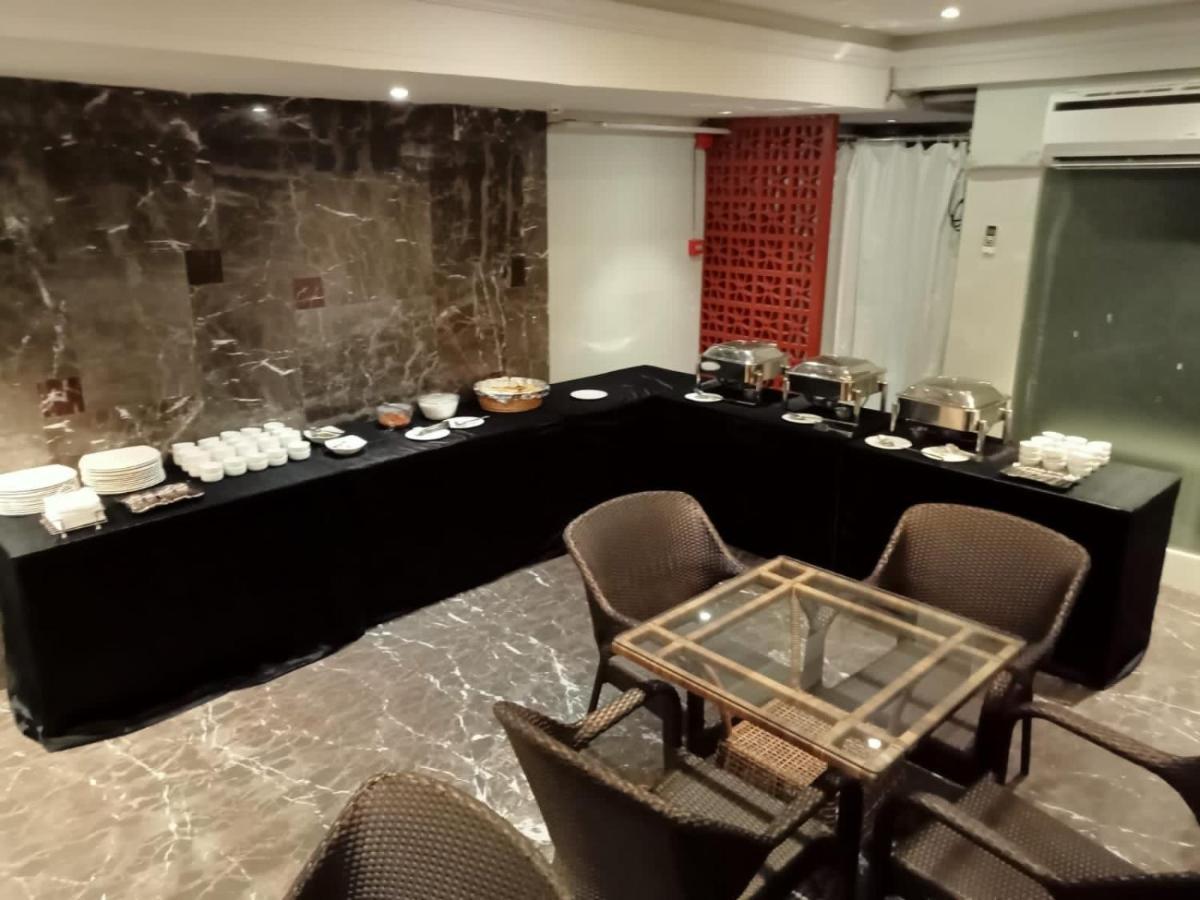Phoenix - Unmatched Comfort Udaipur Esterno foto